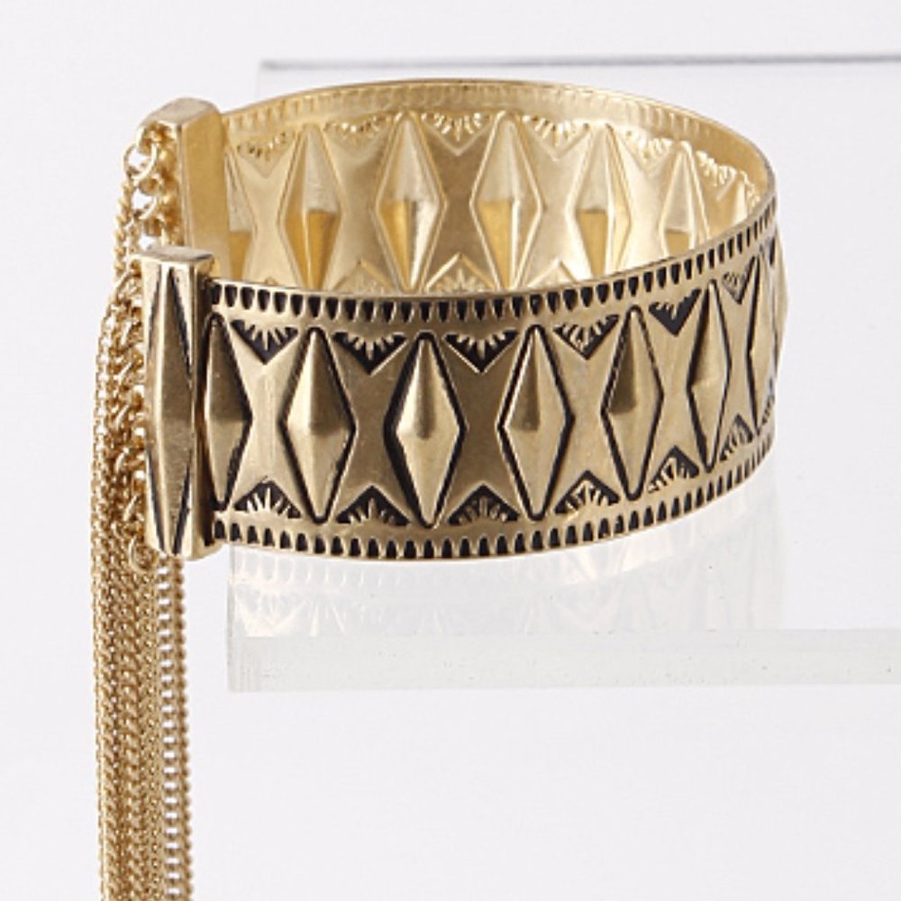 Chain Fringe Cuff Bracelet